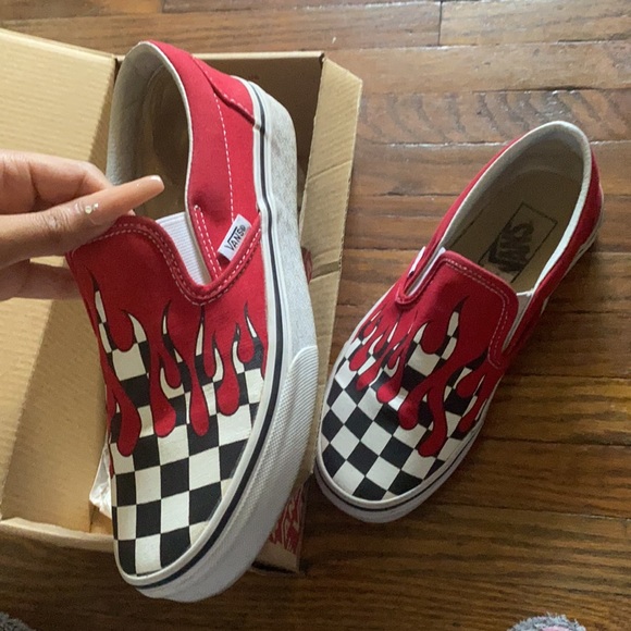 Vans size 5 men 6.5 women slip on red black white - Picture 1 of 7